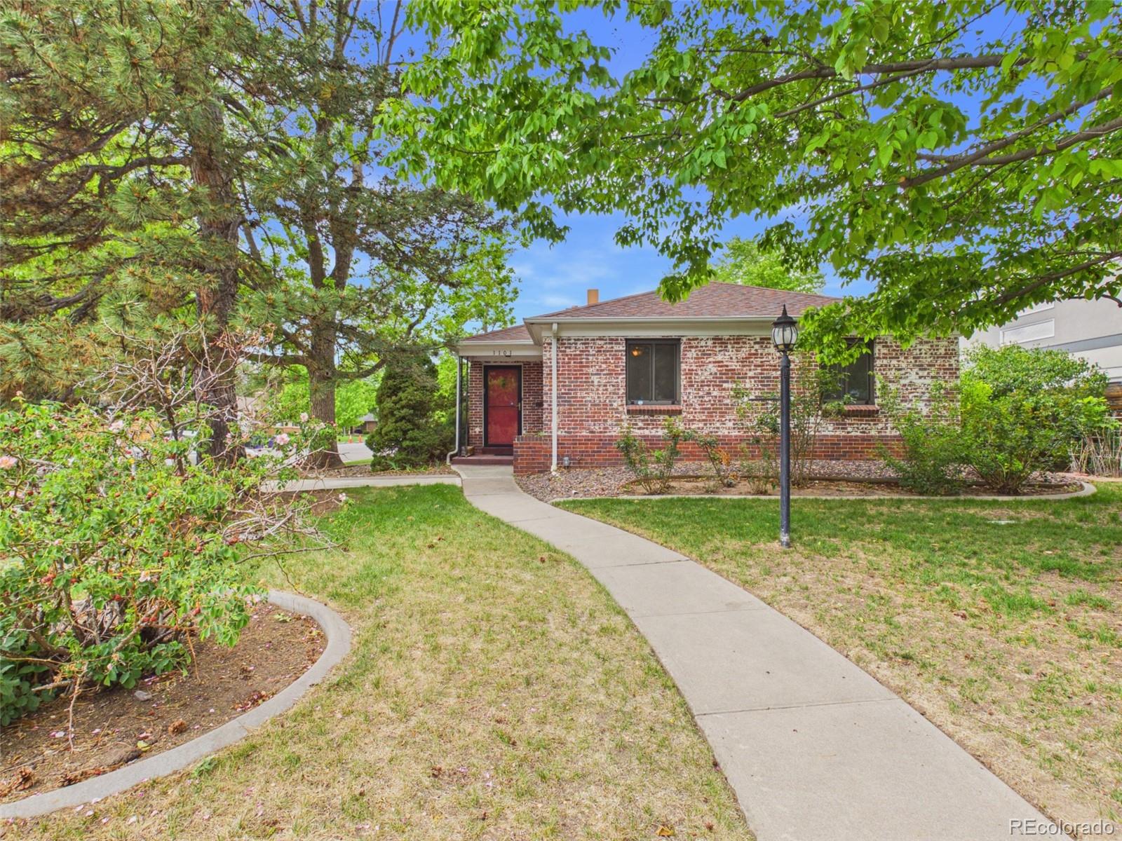 1101 Locust Street