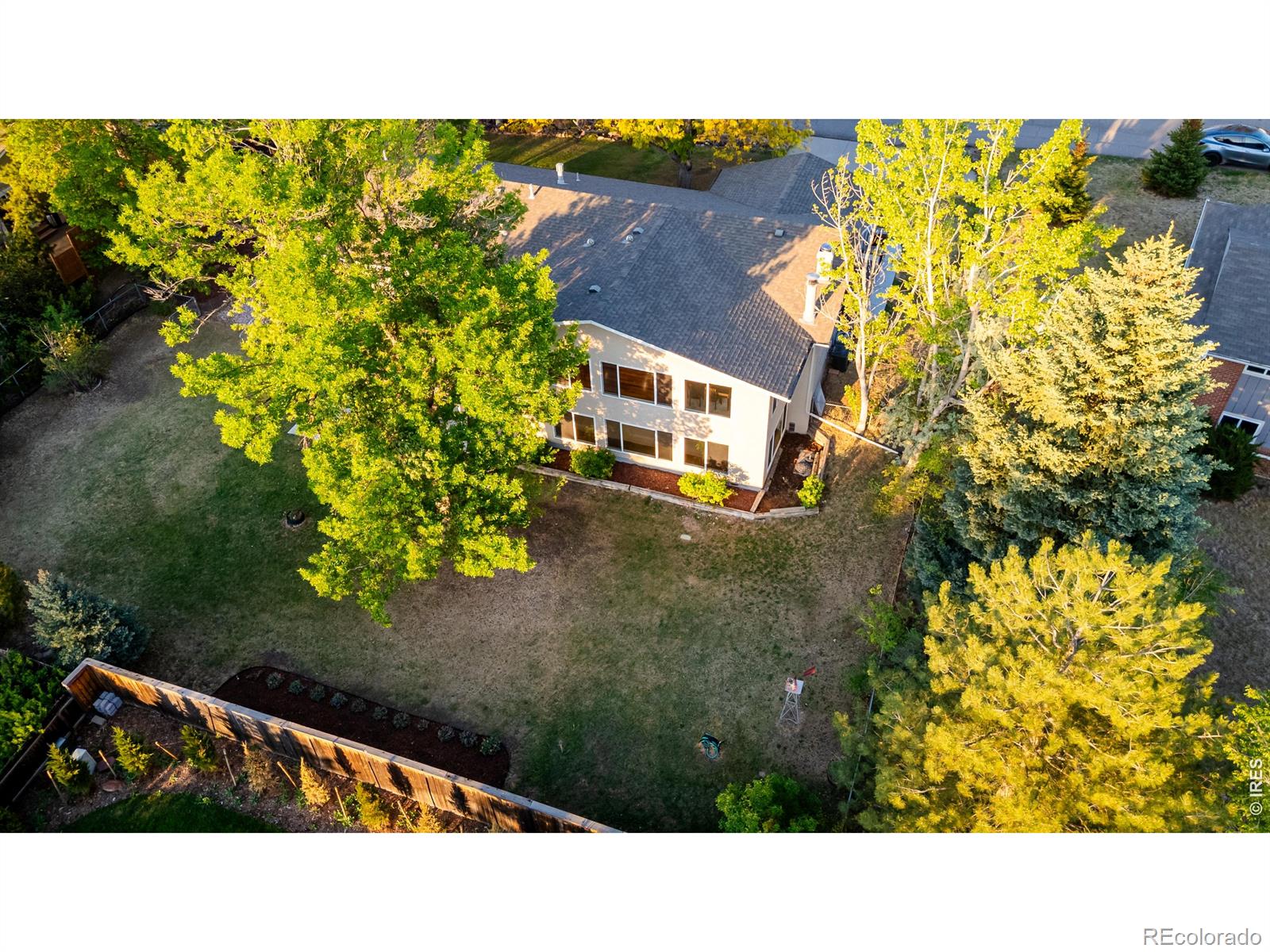 1013 Ravenwood Road