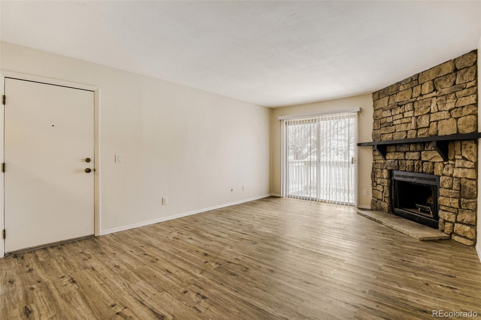 14473 E Jewell Avenue 102