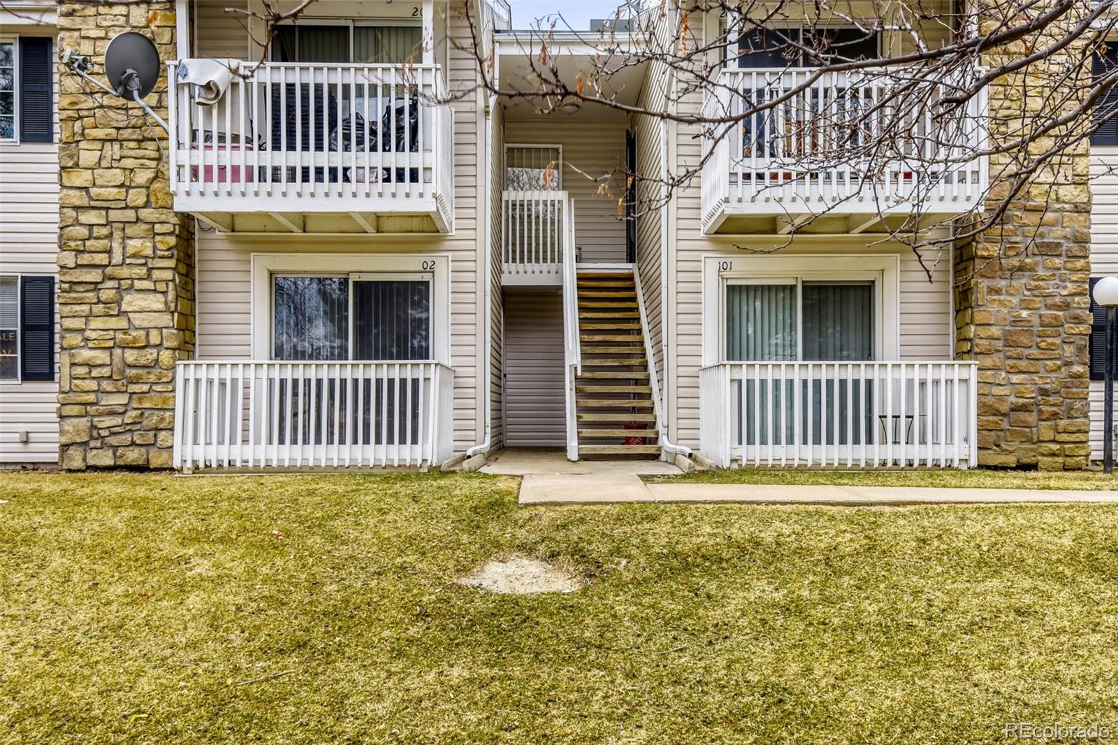 14473 E Jewell Avenue 102