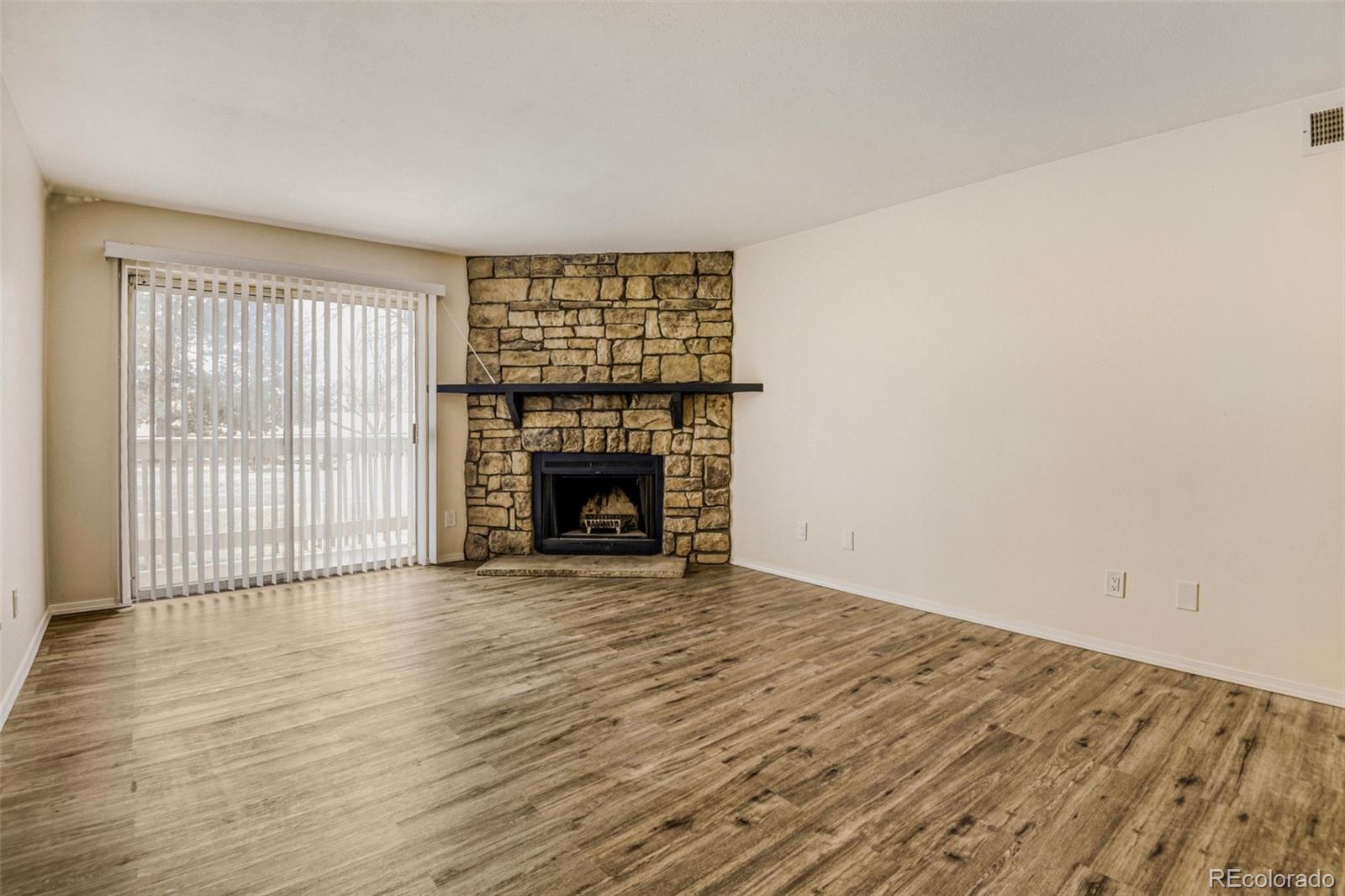 14473 E Jewell Avenue 102