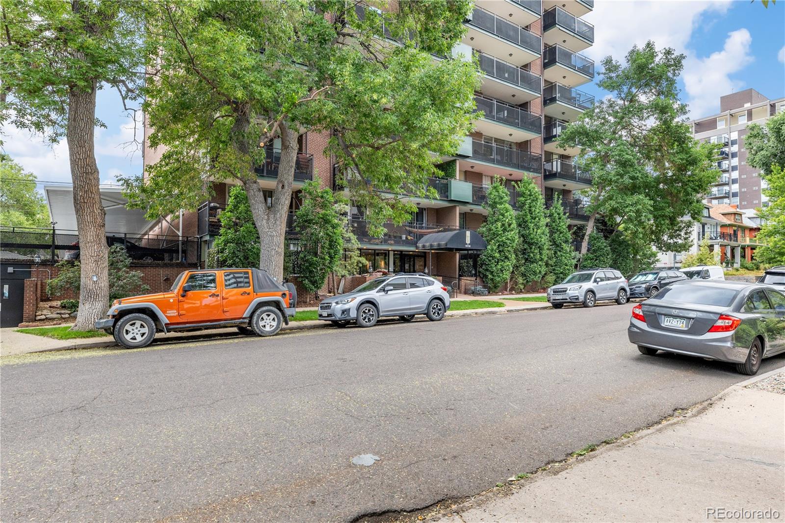 1200 Vine Street 4B