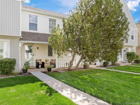 8952 W Dartmouth Place, Lakewood, CO 80227 - #: 8040511