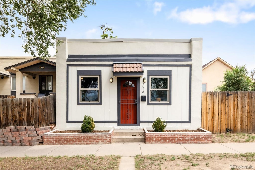 Photo of 2910 N Columbine Street, Denver, CO 80205 (MLS # 2988295)