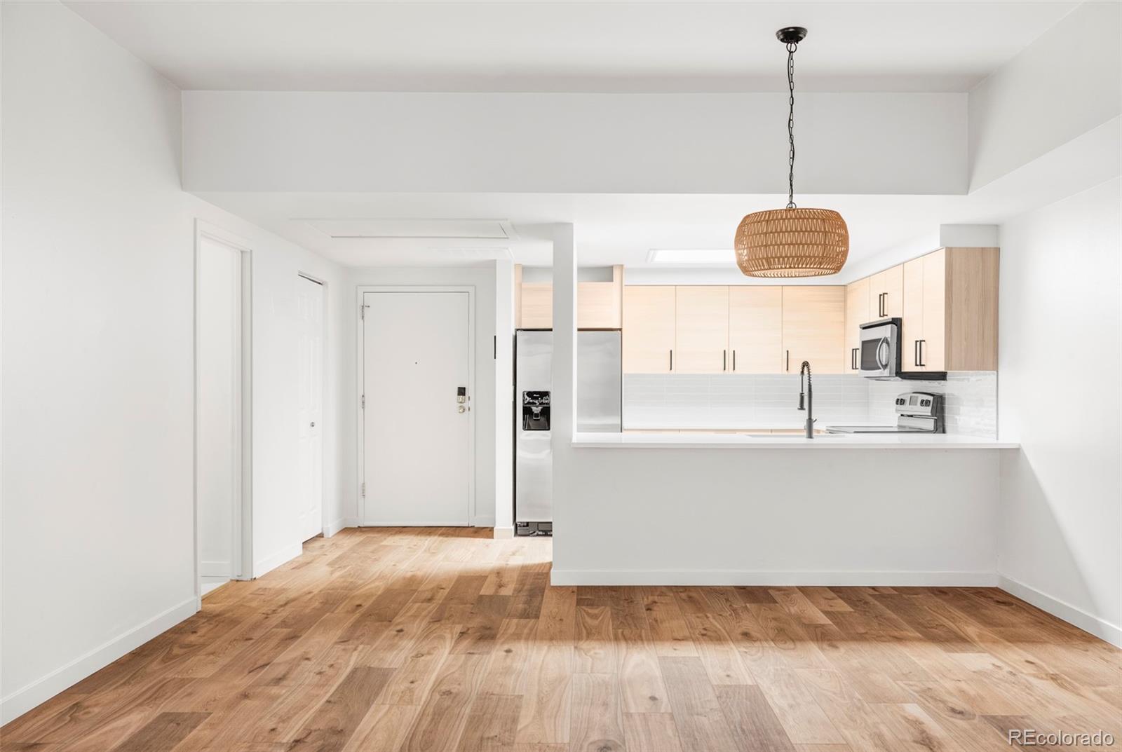 1000 E 1st Avenue 104