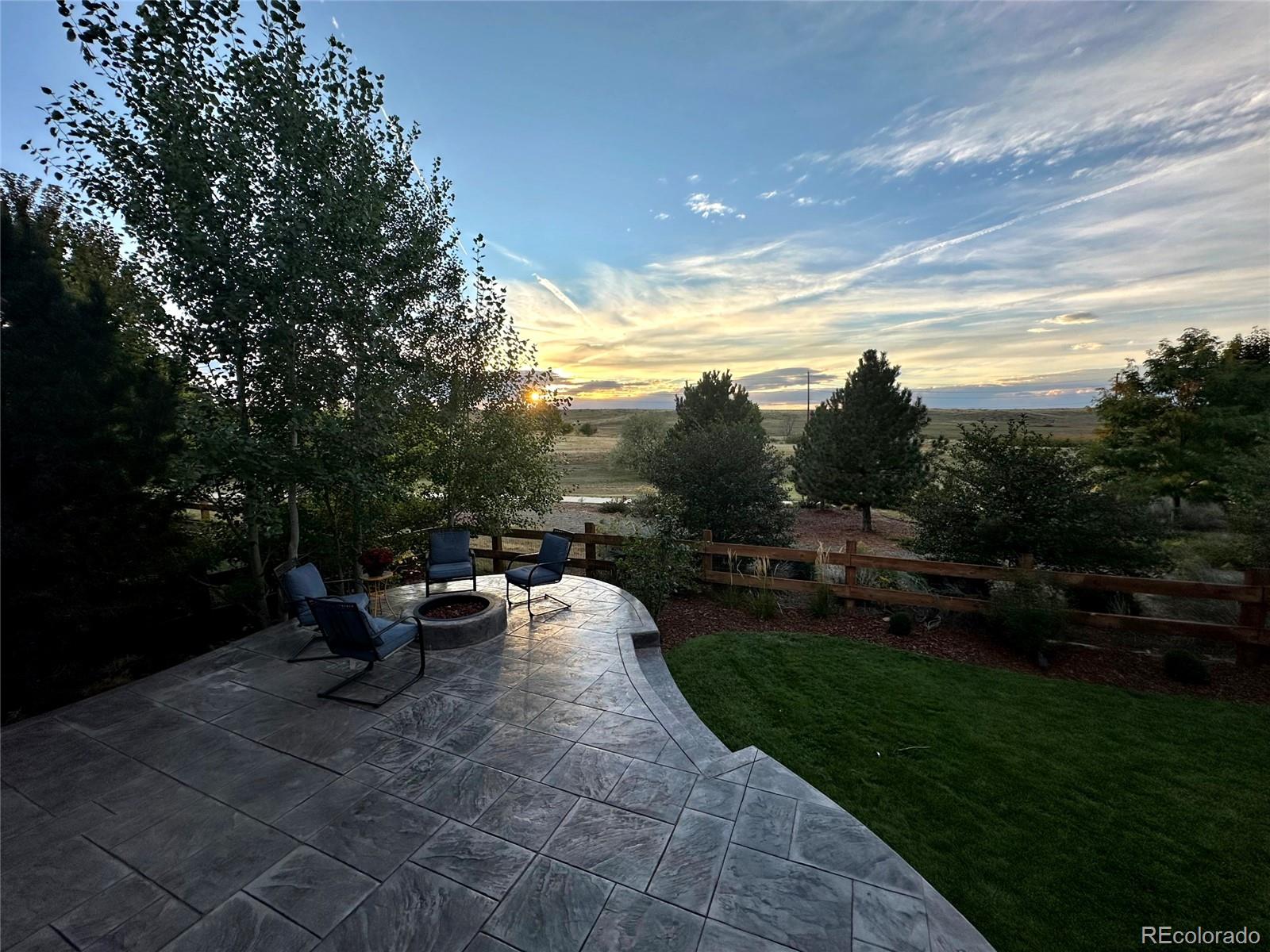 13793 Ashgrove Circle