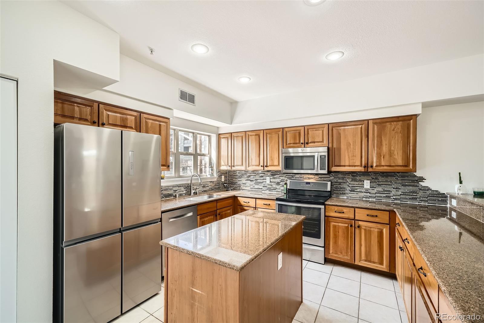 2901 Wyandot Street 8, Denver, CO, 80211 3 2901 Wyandot Street 8