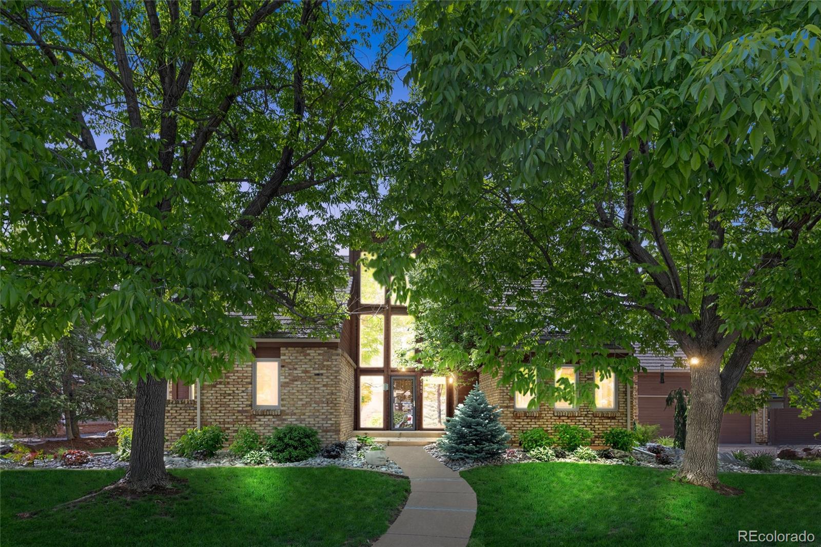 10886 E Crestline Circle