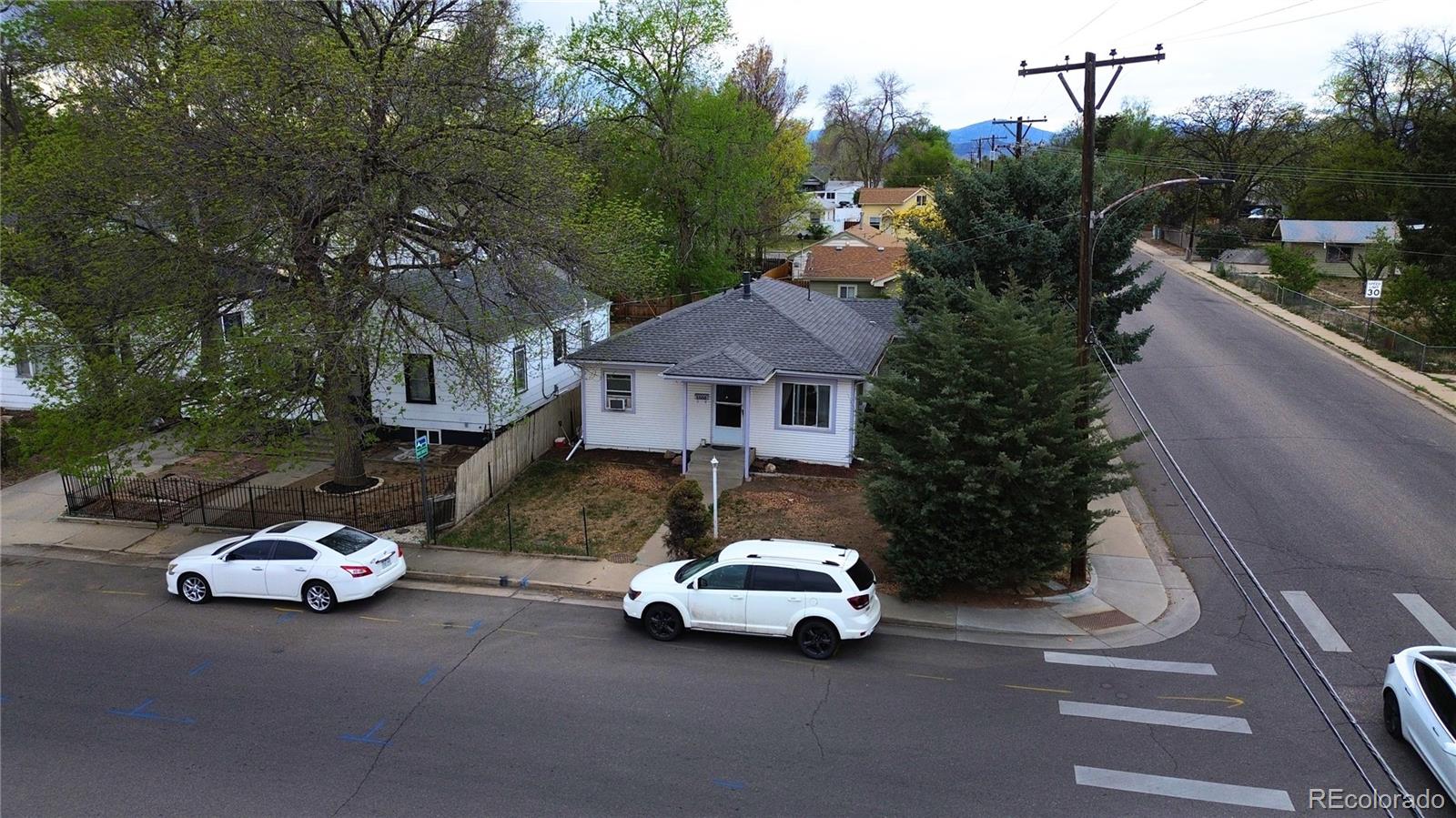 1555 N Monroe Avenue