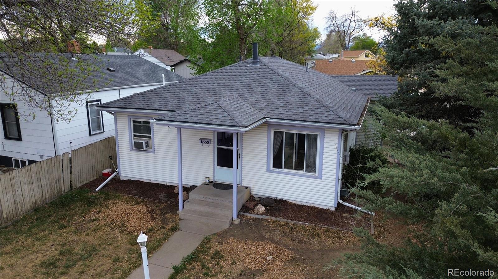 1555 N Monroe Avenue