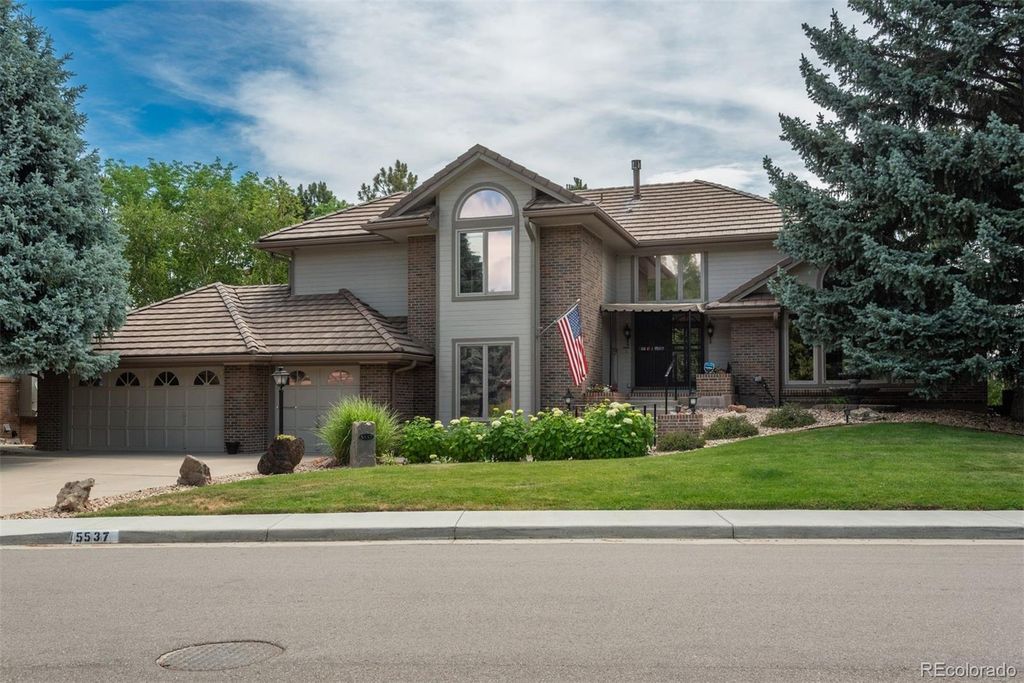 Photo of 5537 E Links Circle, Centennial, CO 80122 (MLS # 9864341)