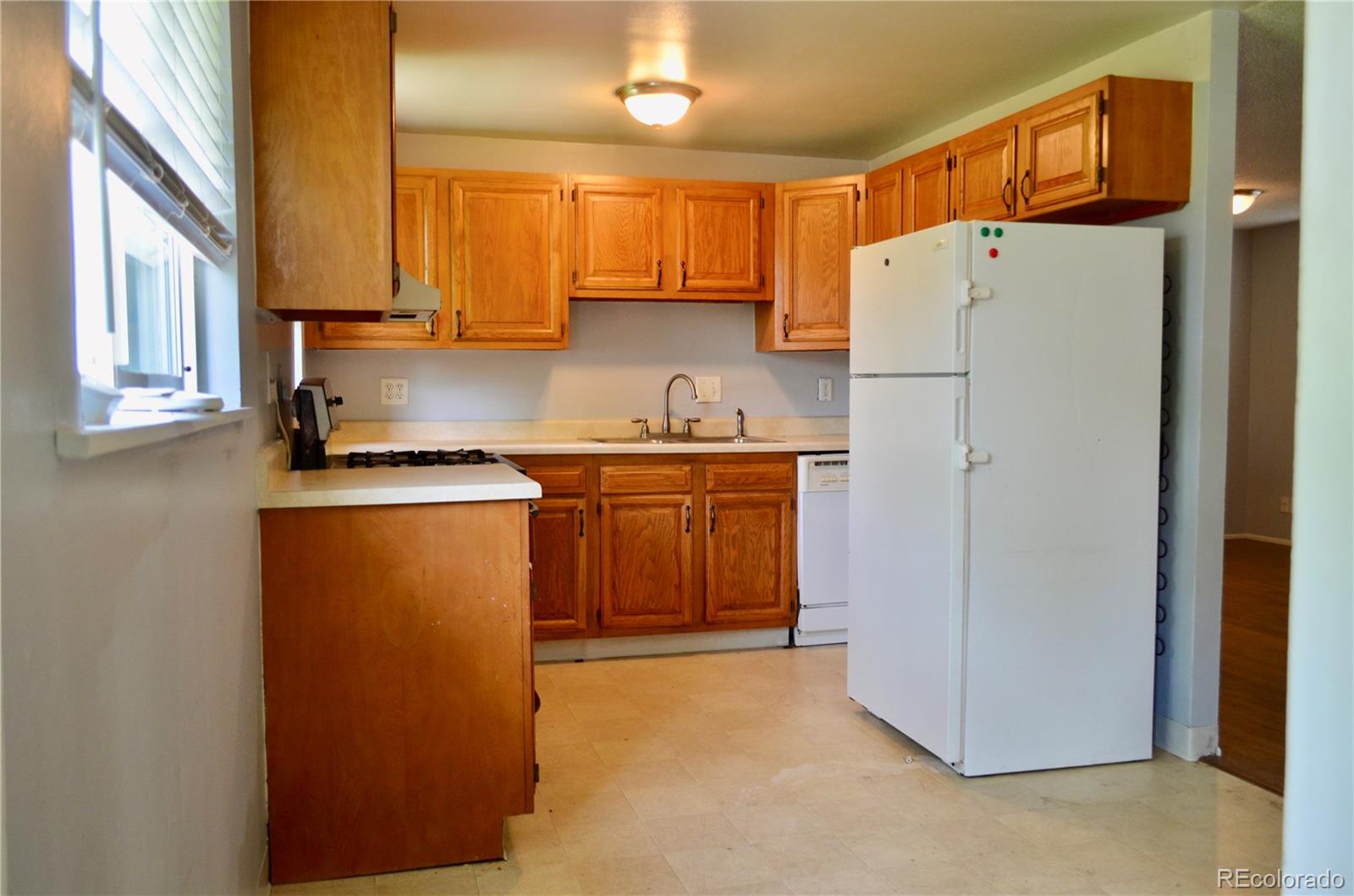 1075 W Princeton Place