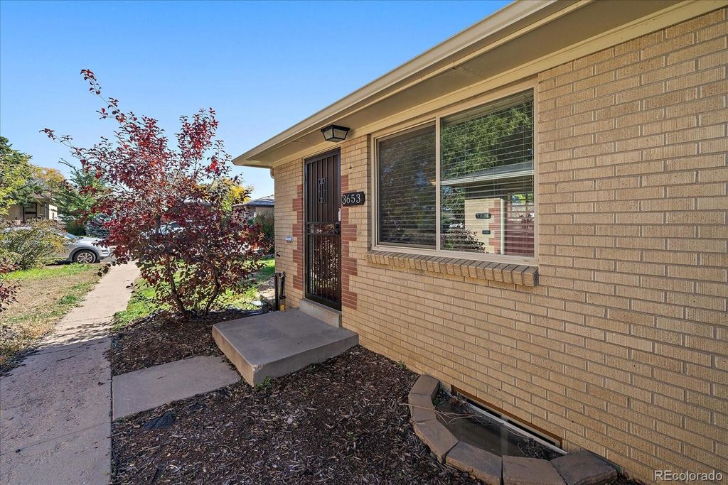 Photo of 3653 Locust Street, Denver, CO 80207 (MLS # 4066527)