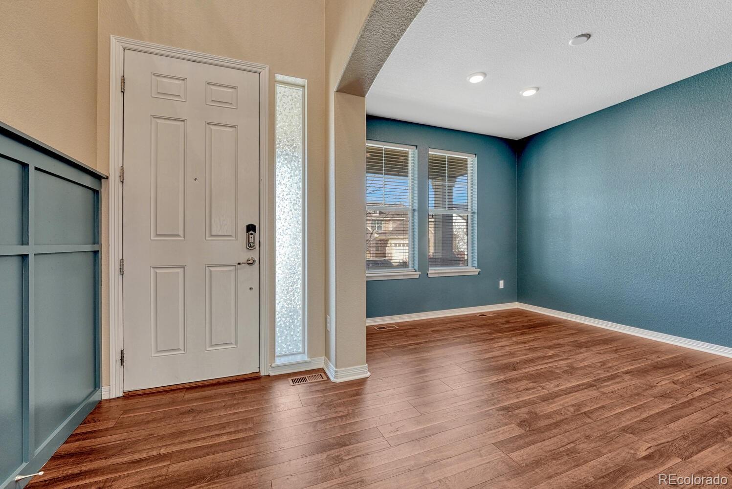 14667 Chicago Street