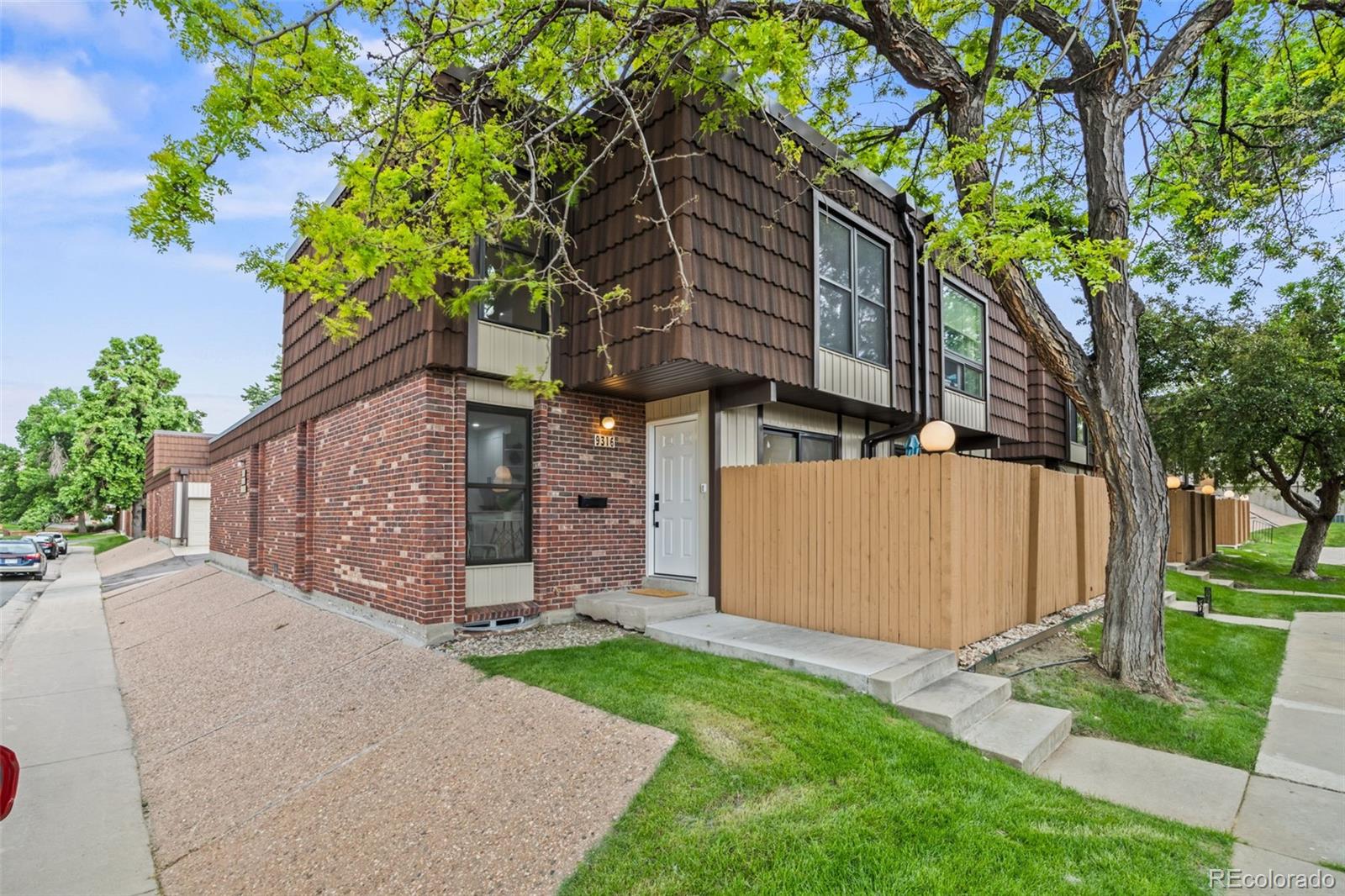 9316 W Utah Avenue