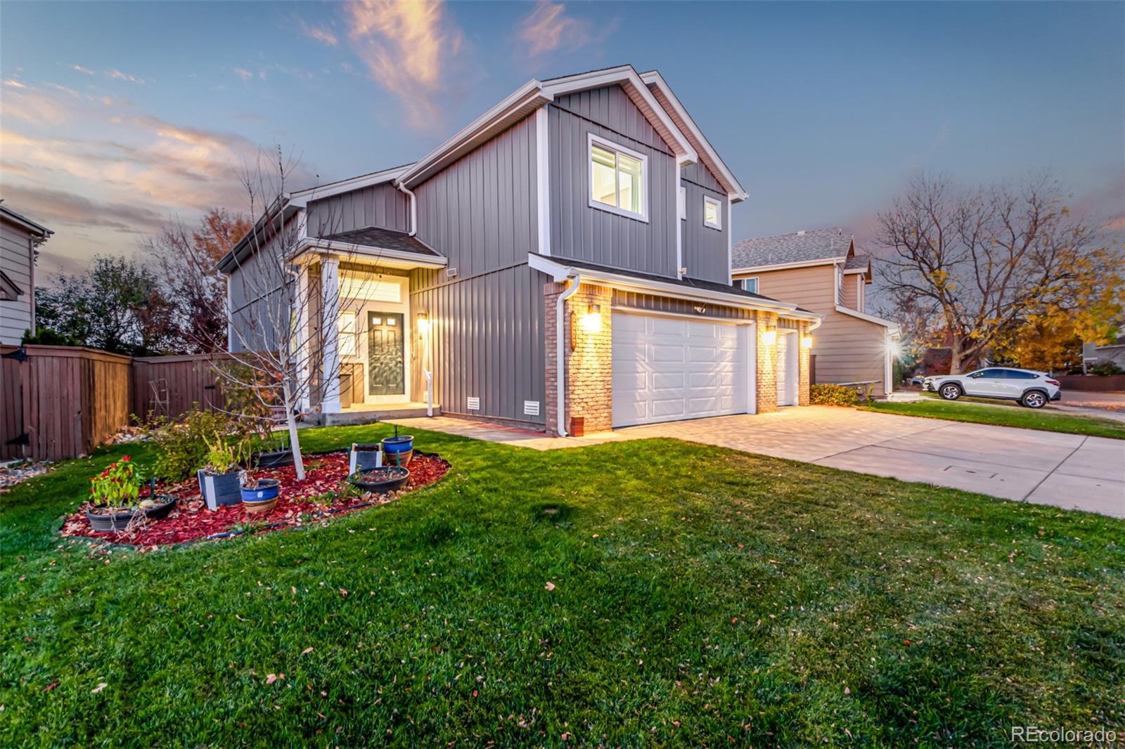 2277 Hyacinth Road
