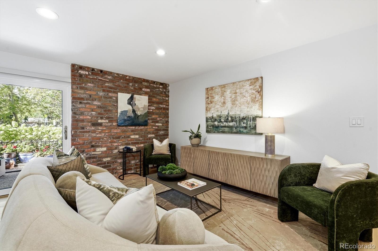 480 S Marion Parkway 104