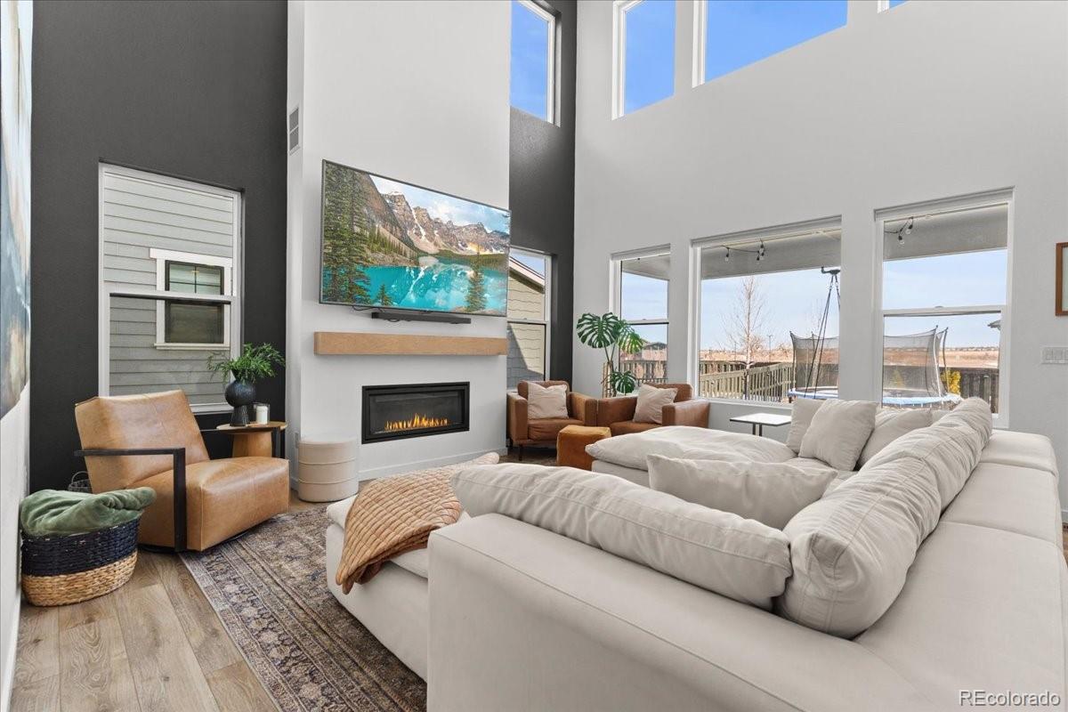 9139 Star Streak Circle