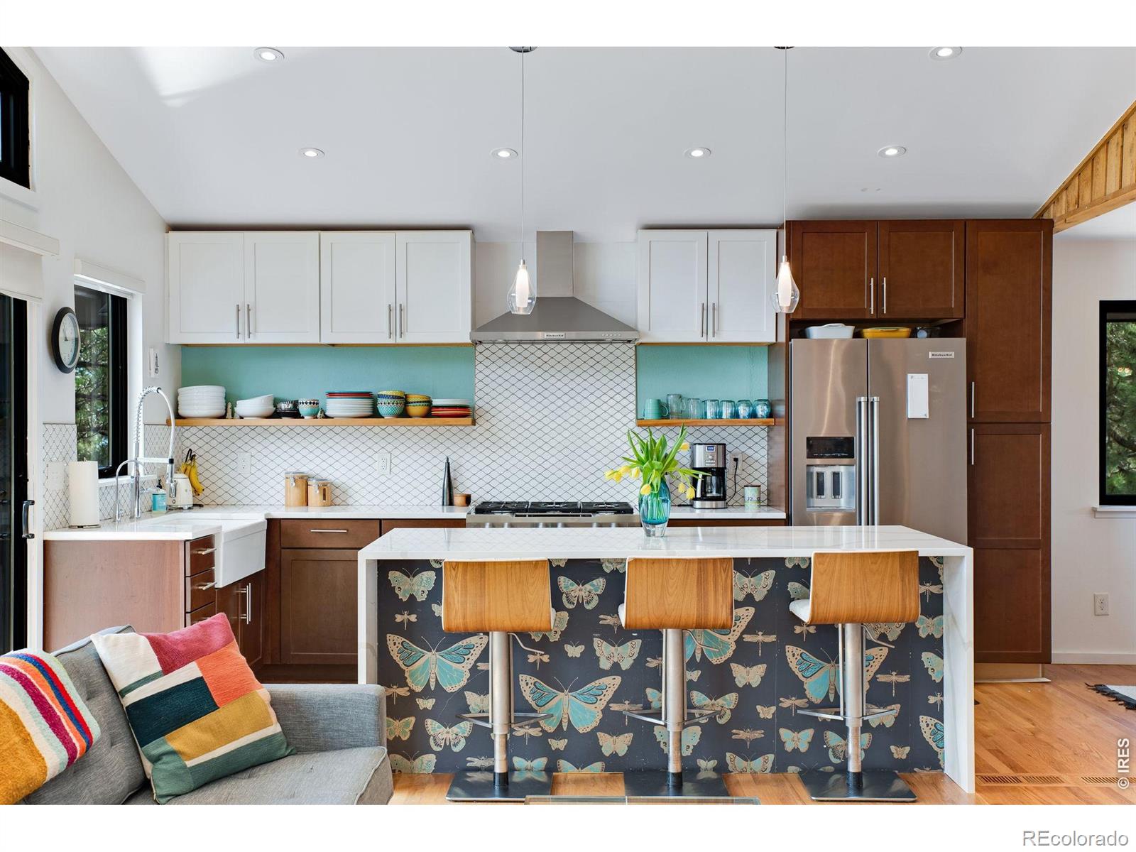 8394 Larkspur Road