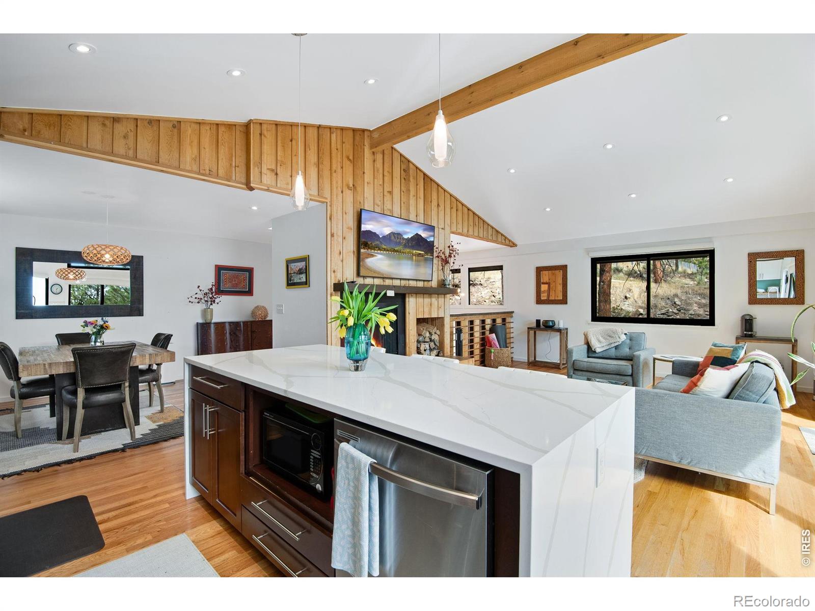 8394 Larkspur Road