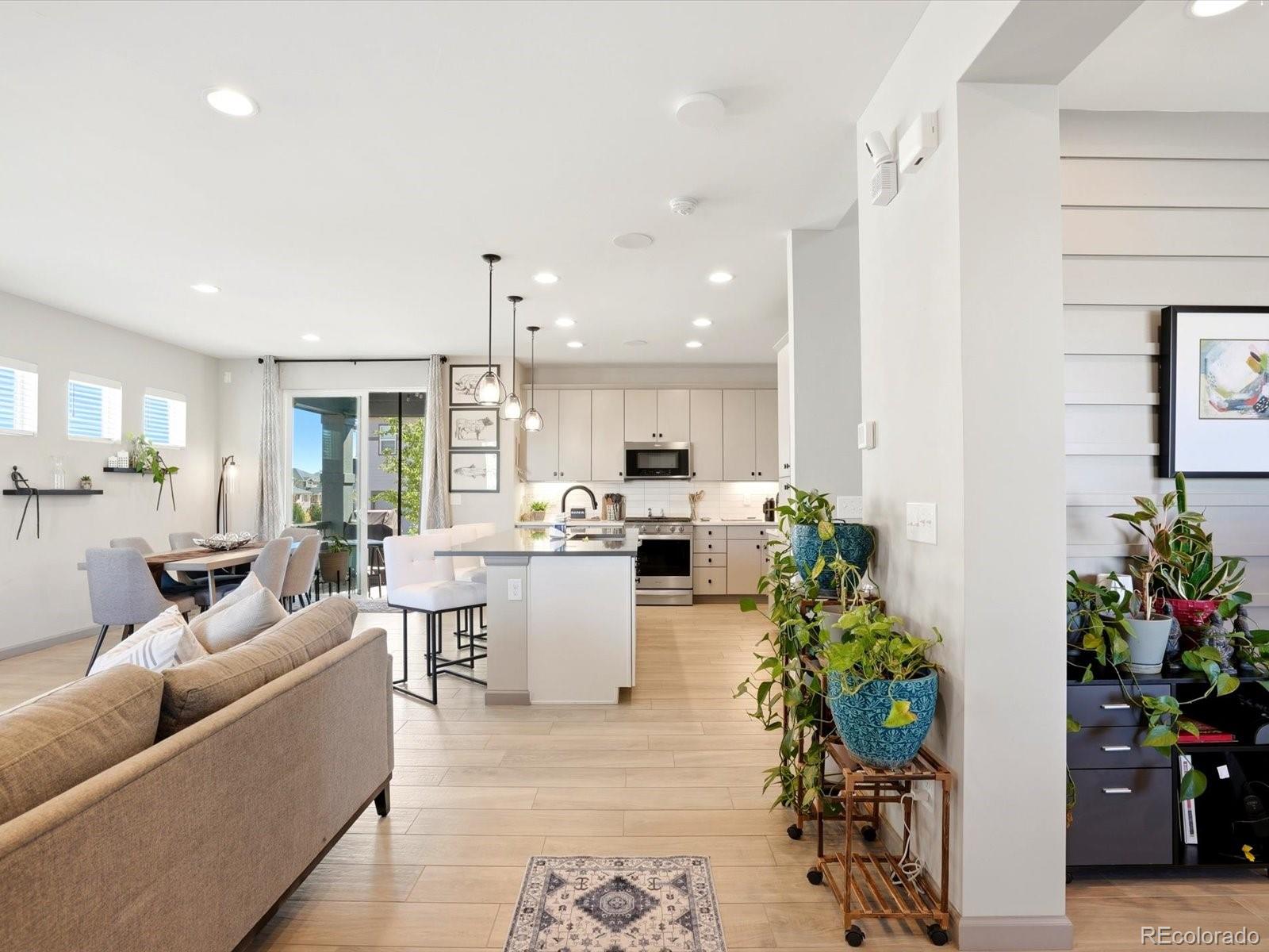 10710 Reunion Parkway