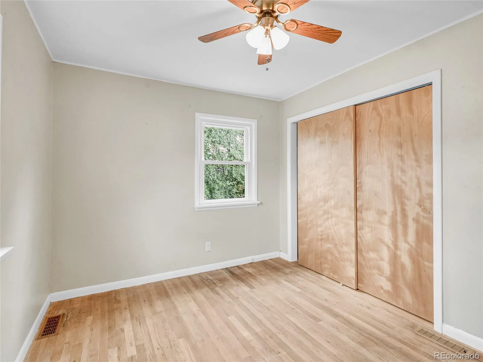 Golden, Colorado 80403, United States, 2 Bedrooms Bedrooms, ,1 BathroomBathrooms,Residential,Active,206498