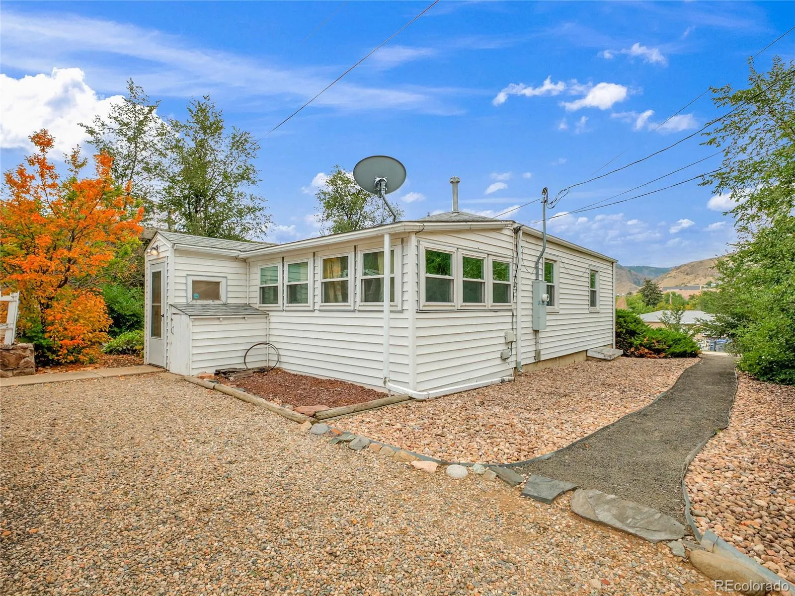 Golden, Colorado 80403, United States, 2 Bedrooms Bedrooms, ,1 BathroomBathrooms,Residential,Active,206498