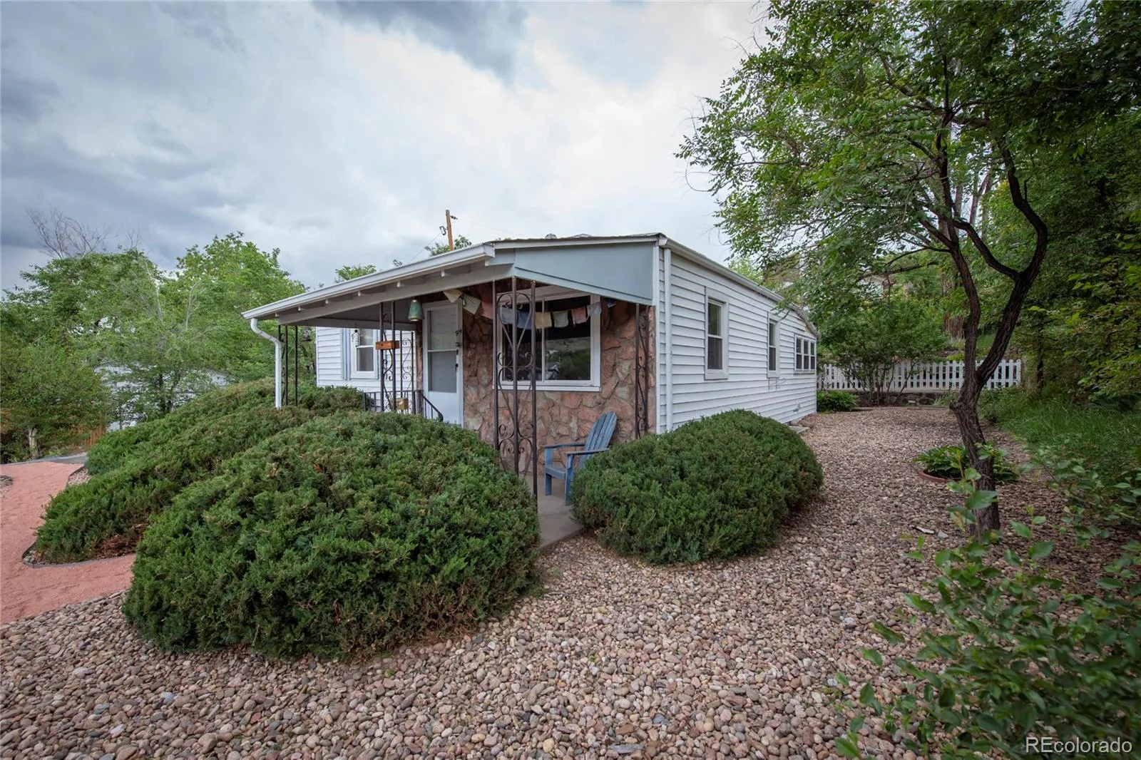 Golden, Colorado 80403, United States, 2 Bedrooms Bedrooms, ,1 BathroomBathrooms,Residential,Active,206498