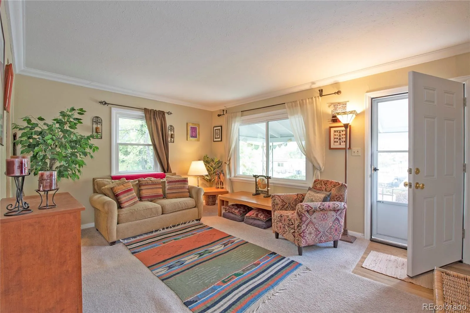 Golden, Colorado 80403, United States, 2 Bedrooms Bedrooms, ,1 BathroomBathrooms,Residential,Active,206498