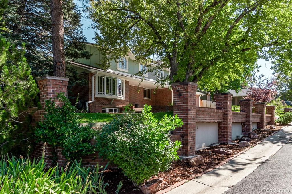 Photo of 1822 S Robb Street, Lakewood, CO 80232 (MLS # 3204828)