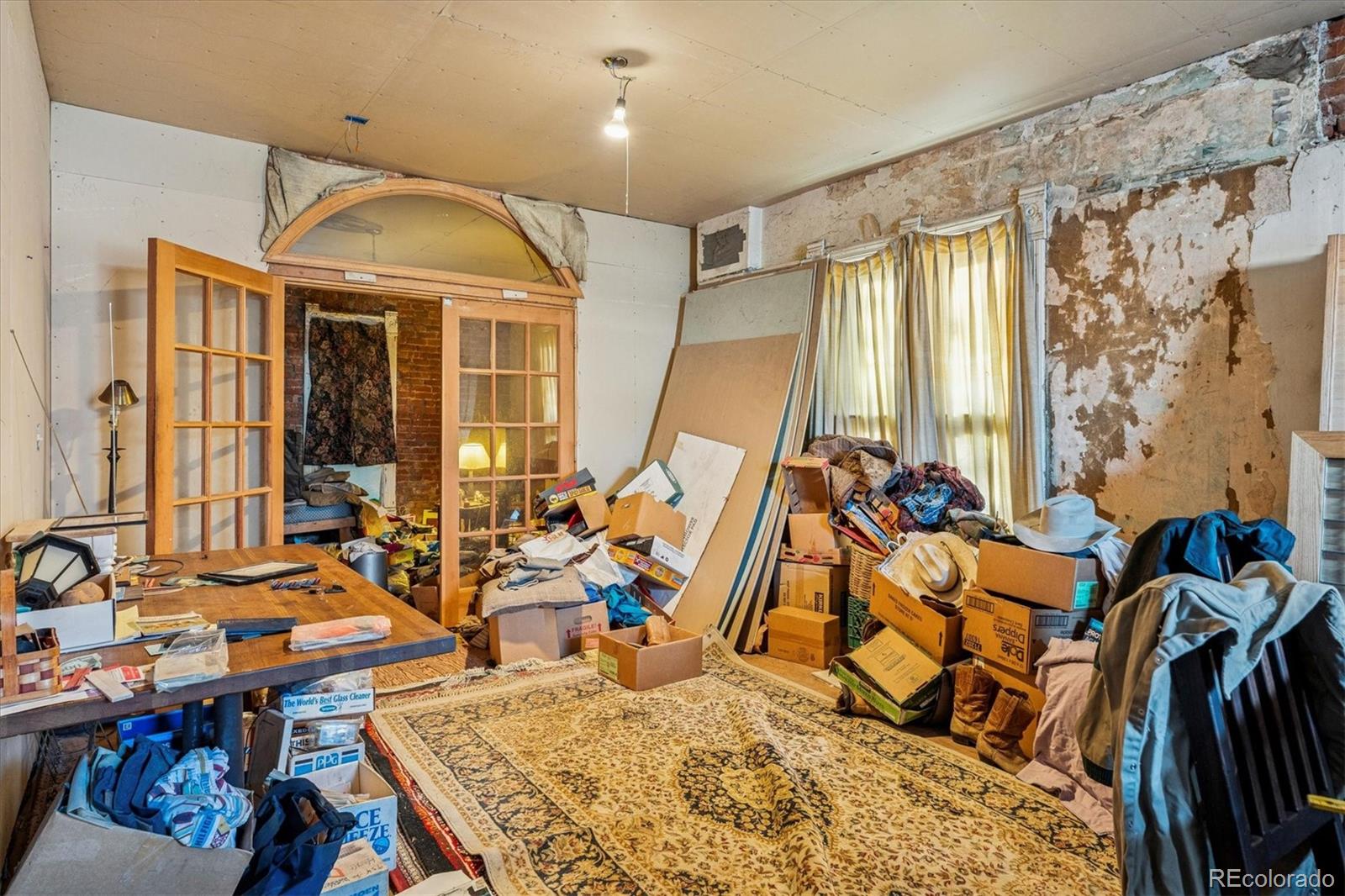 934 S Washington Street