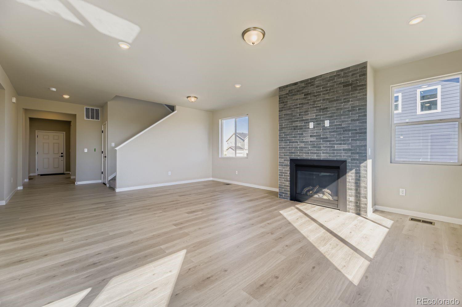 13755 Daffodil Way
