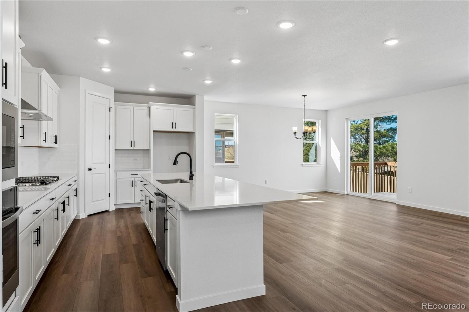 9156 Hayden Peak Street