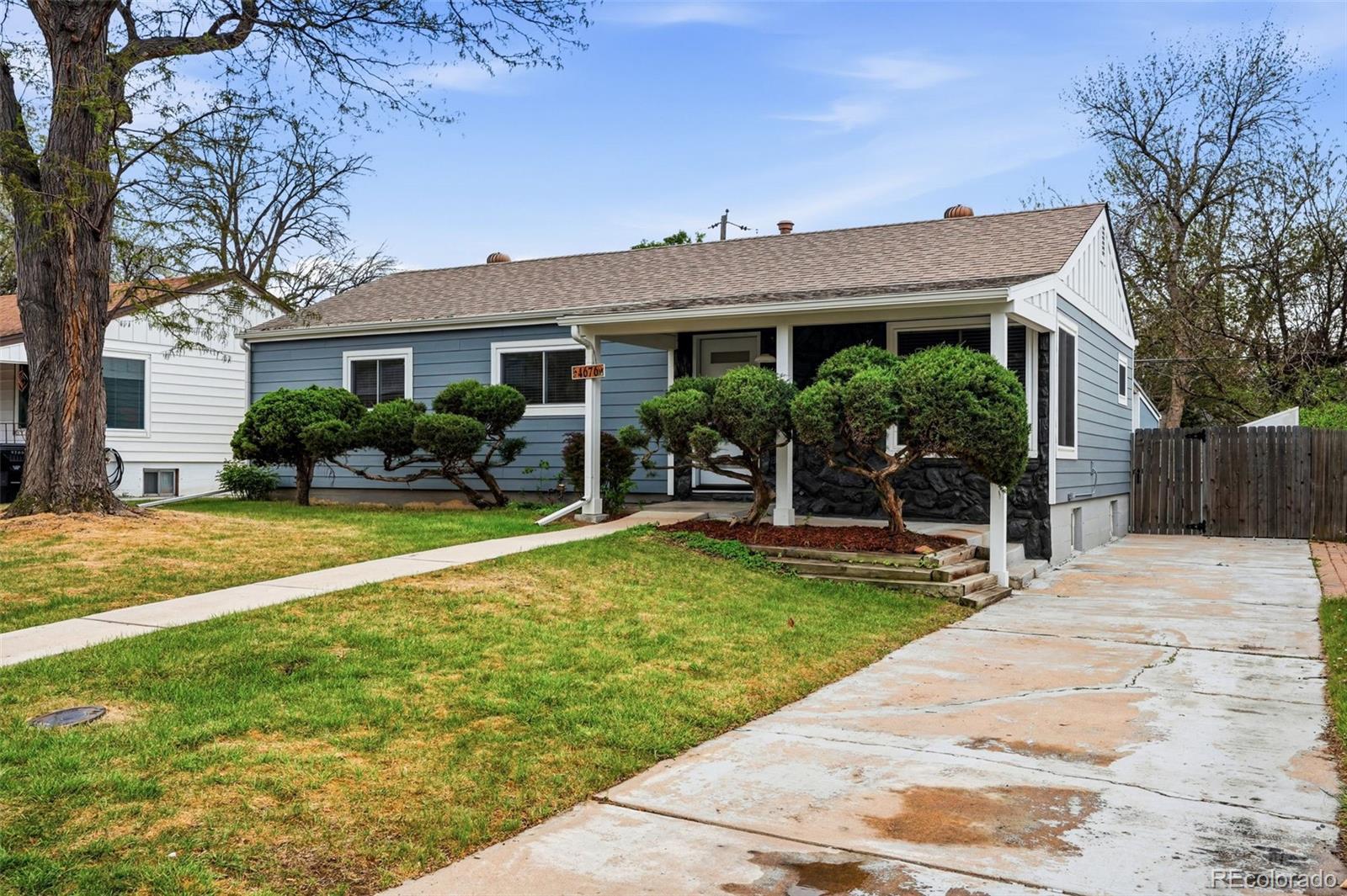 4676 E Utah Place