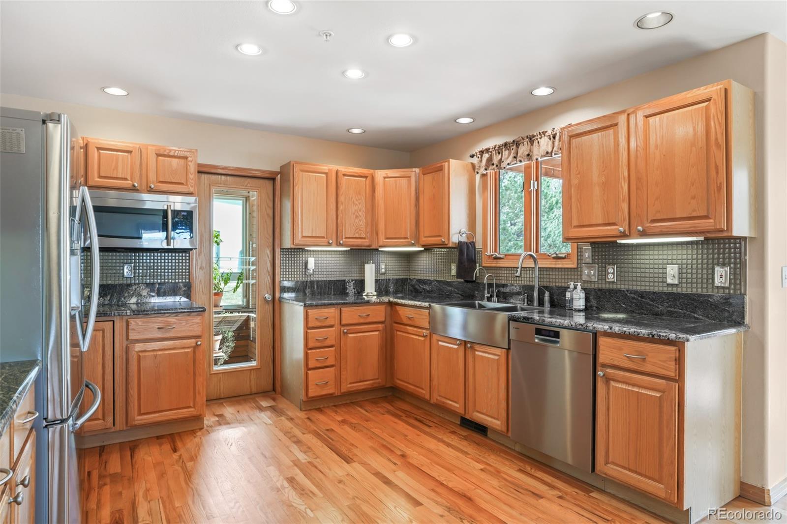 14871 Mariposa Court