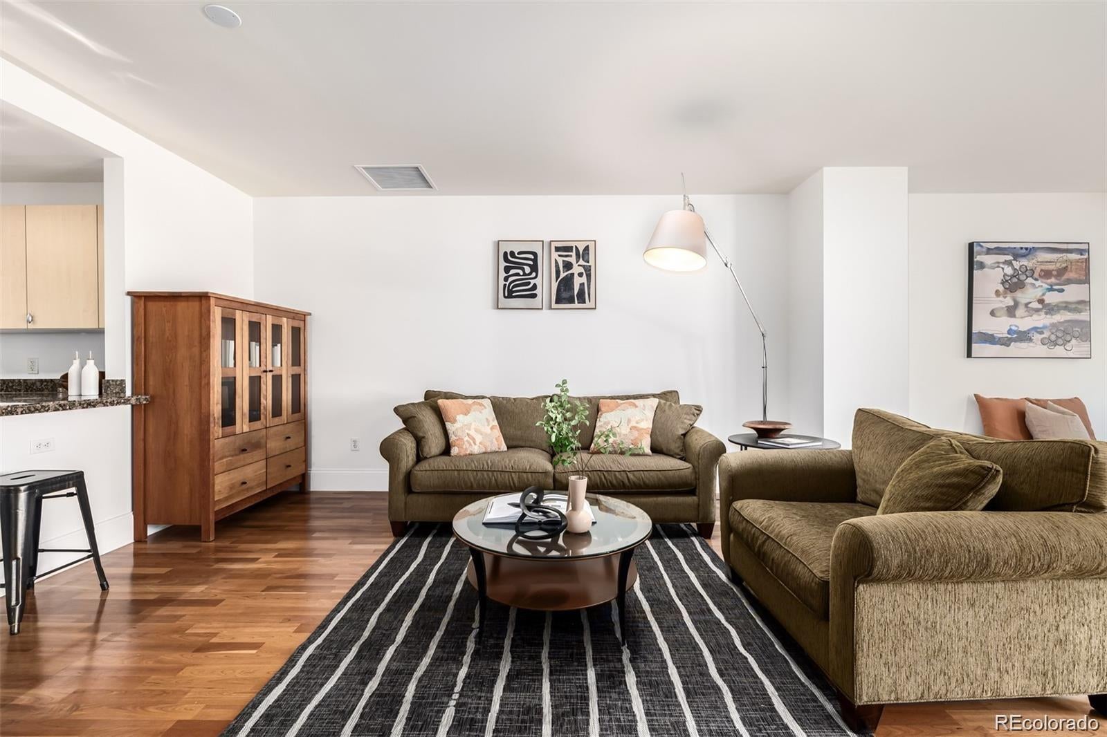 1560 Blake Street Unit 810, Denver, CO 80202 — MLS #6107778 — photo 10 of 48