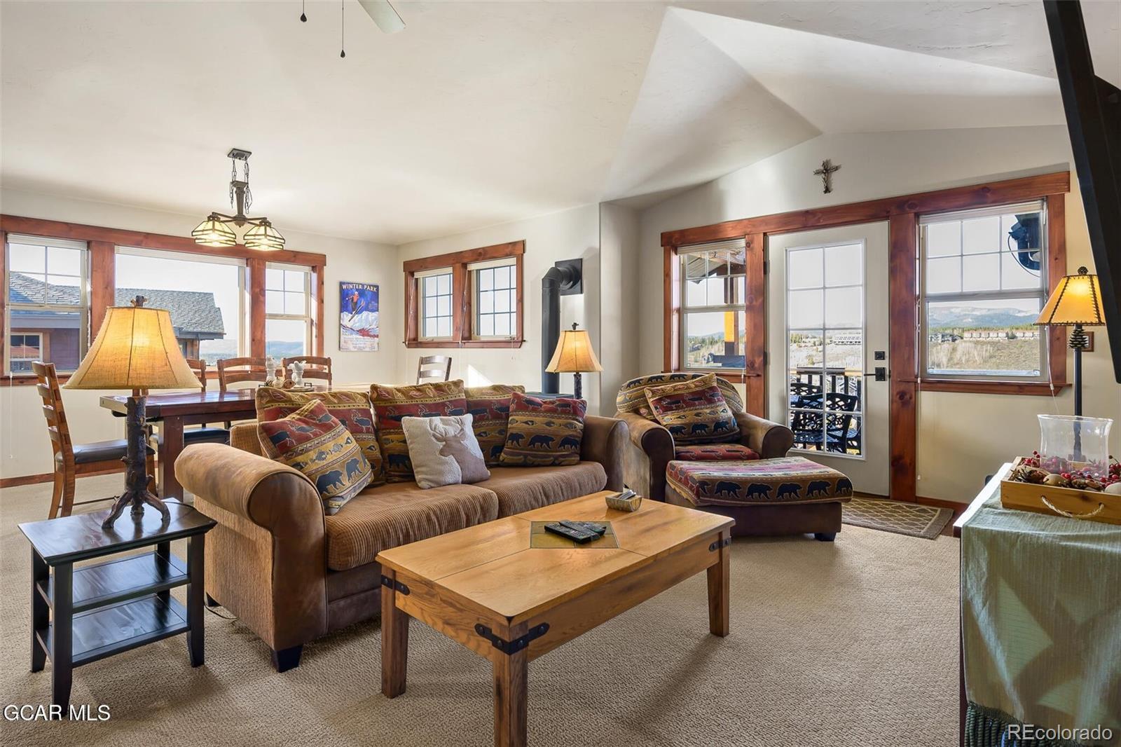 202 Cozens Pointe Point H-303