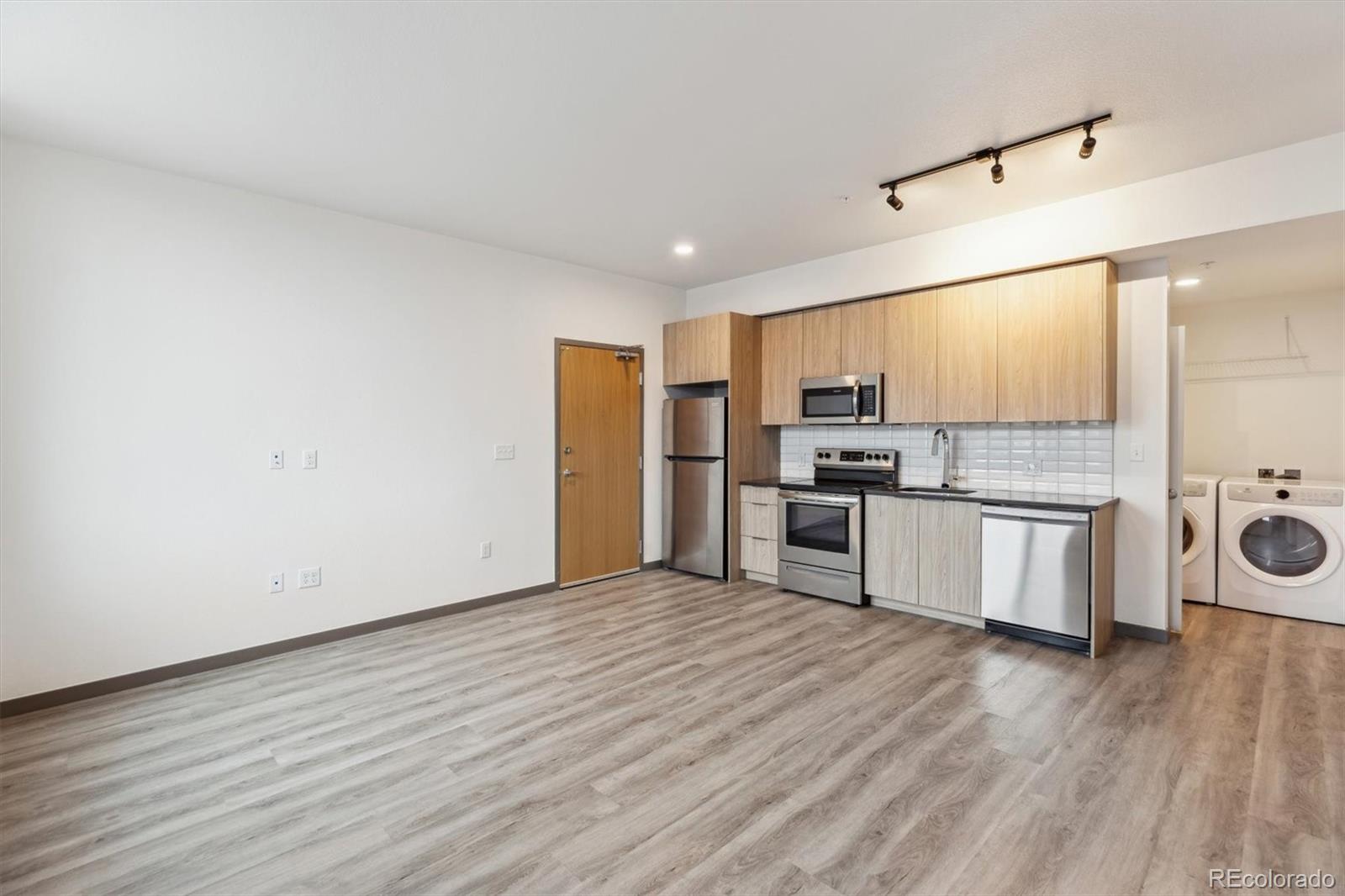 603 Inca Street 225