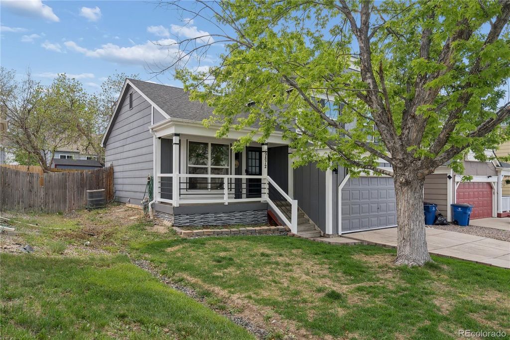 Photo of 9872 Garwood Street, Littleton, CO 80125 (MLS # 7631440)