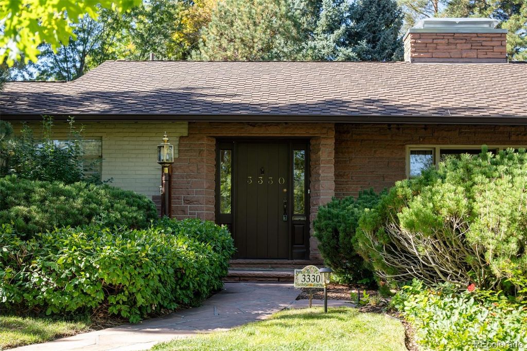 Photo of 3330 Belcaro Drive, Denver, CO 80209 (MLS # 9572478)