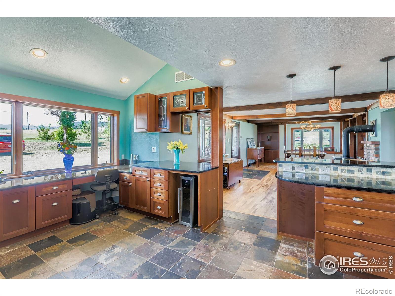 5124 N Foothills Highway
