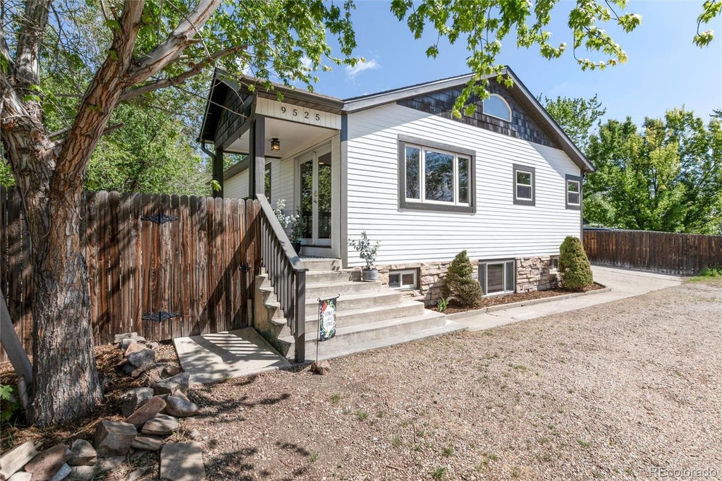 Photo of 9525 W 11th Avenue, Lakewood, CO 80215 (MLS # 7058373)