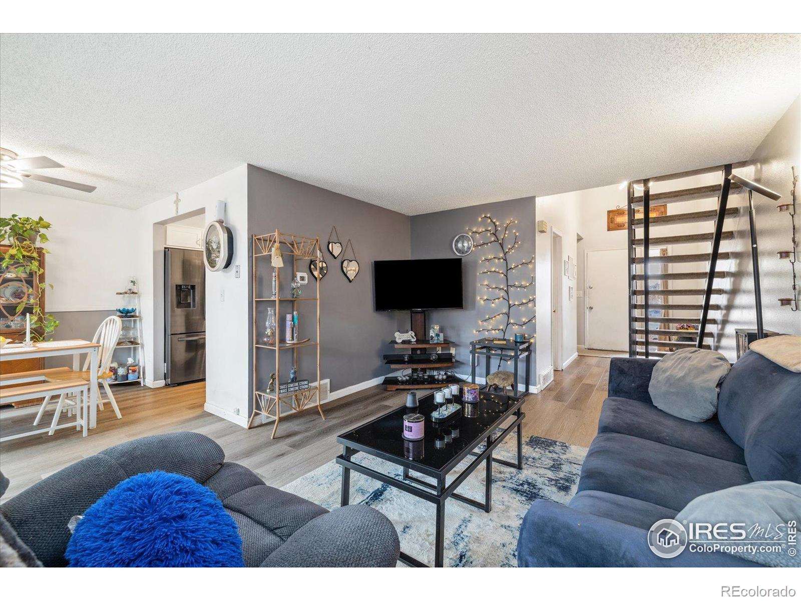 1561 S Sheridan Boulevard