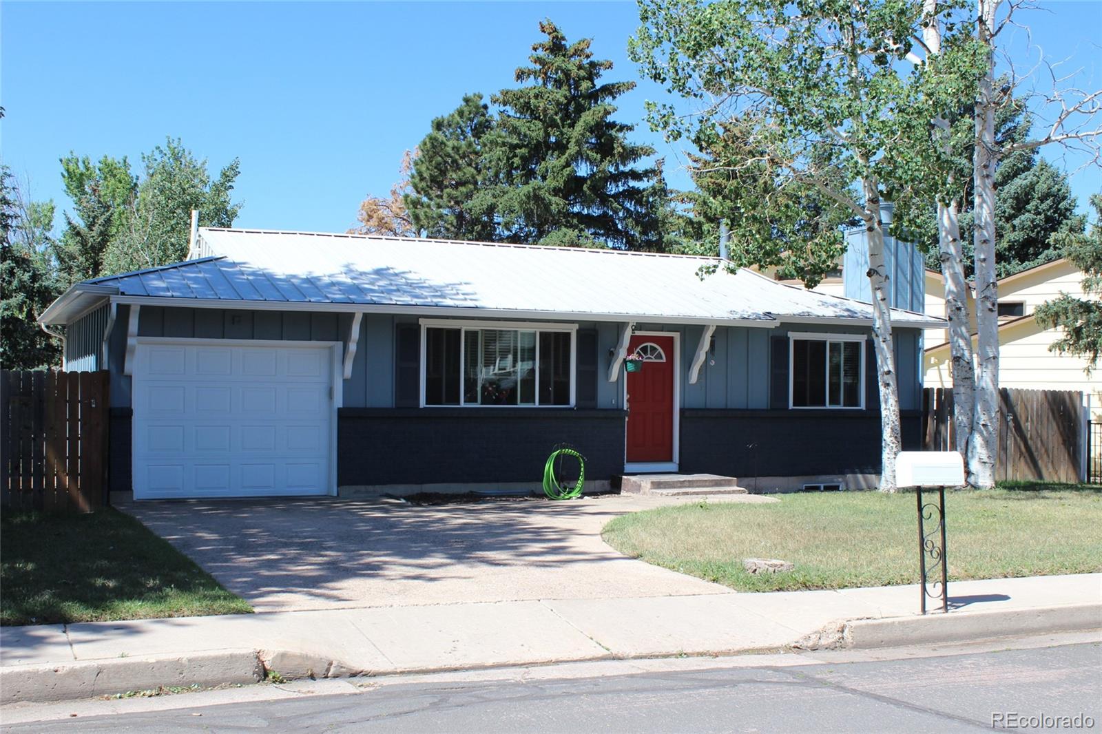 3841 Fetlock Circle