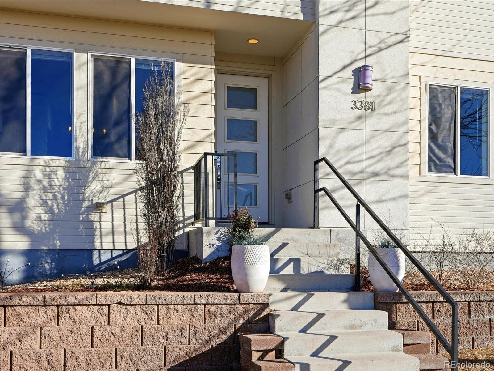 3381 Cranston Circle