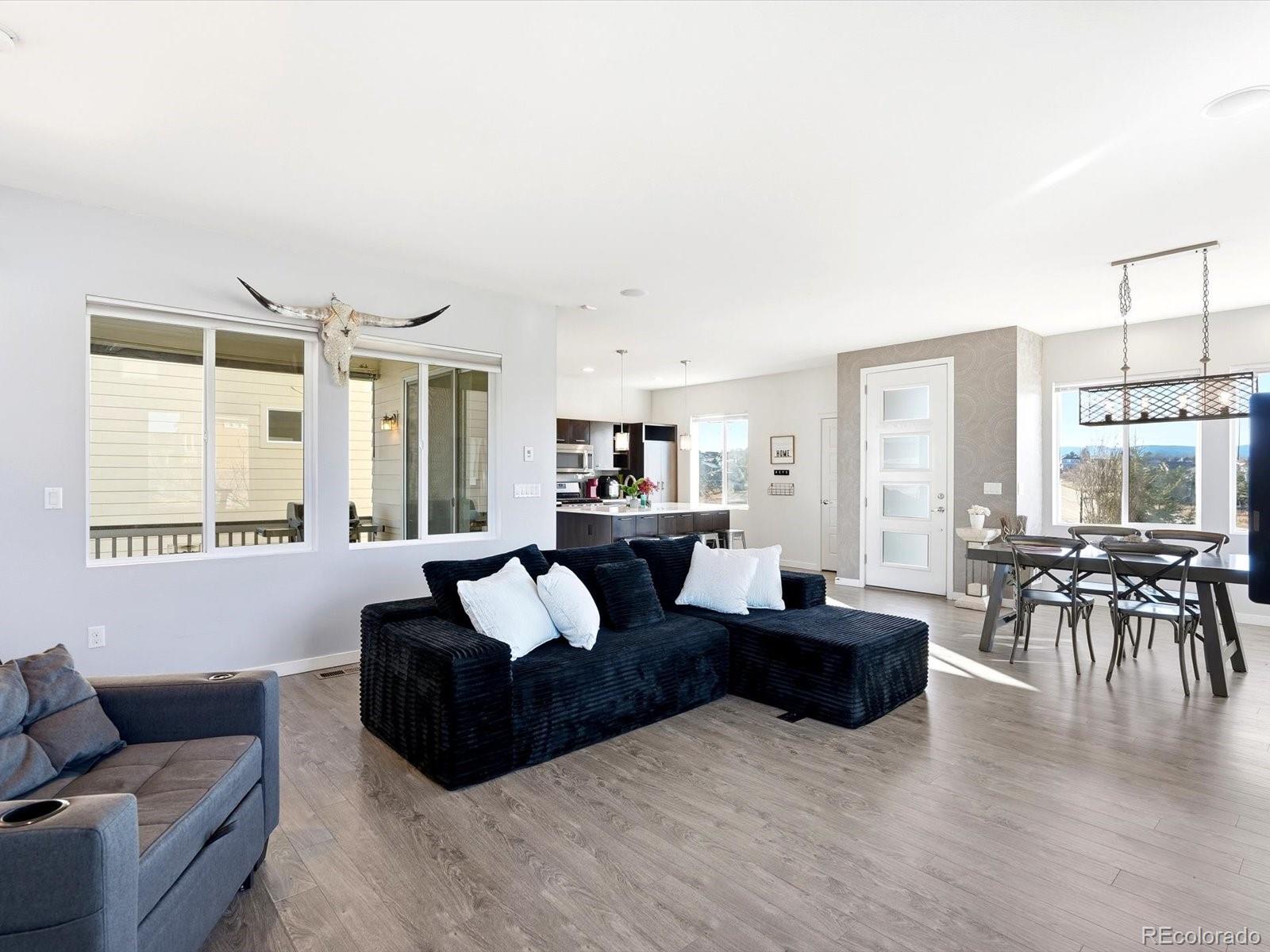 3381 Cranston Circle