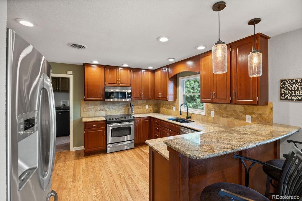 10580 W 74th Place