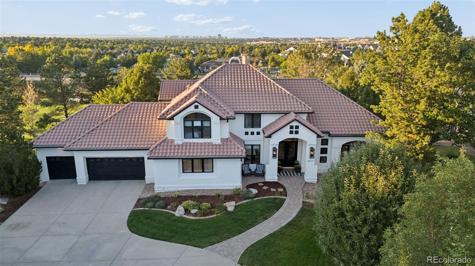 8571 Colonial Drive