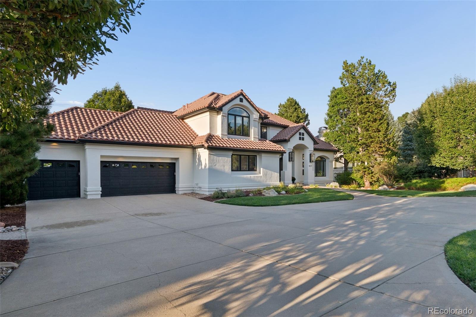 8571 Colonial Drive