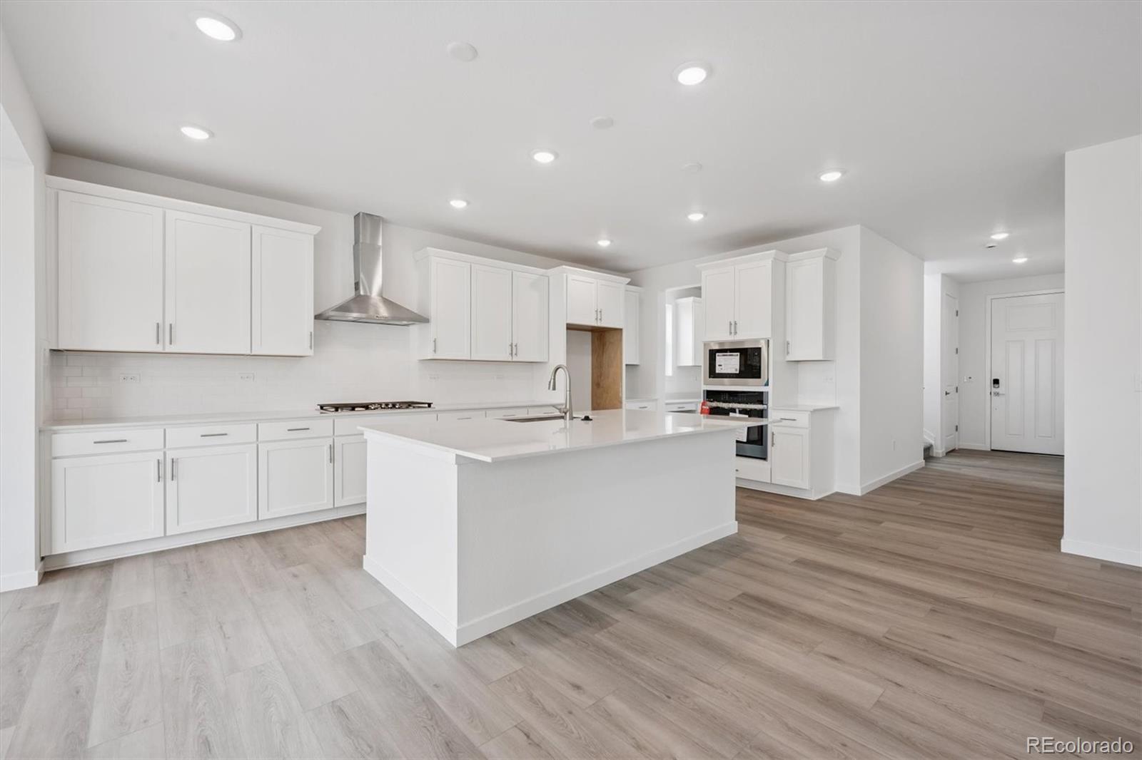 4589 Thistle Drive